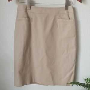 Halogen size 2 beige pencil skirt